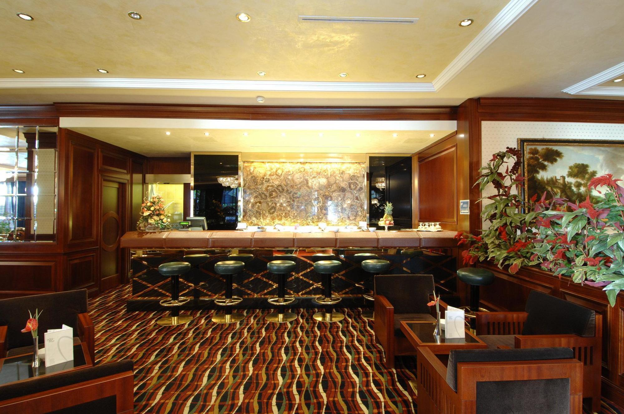 Royal Hotel Carlton Bolonia Exterior foto